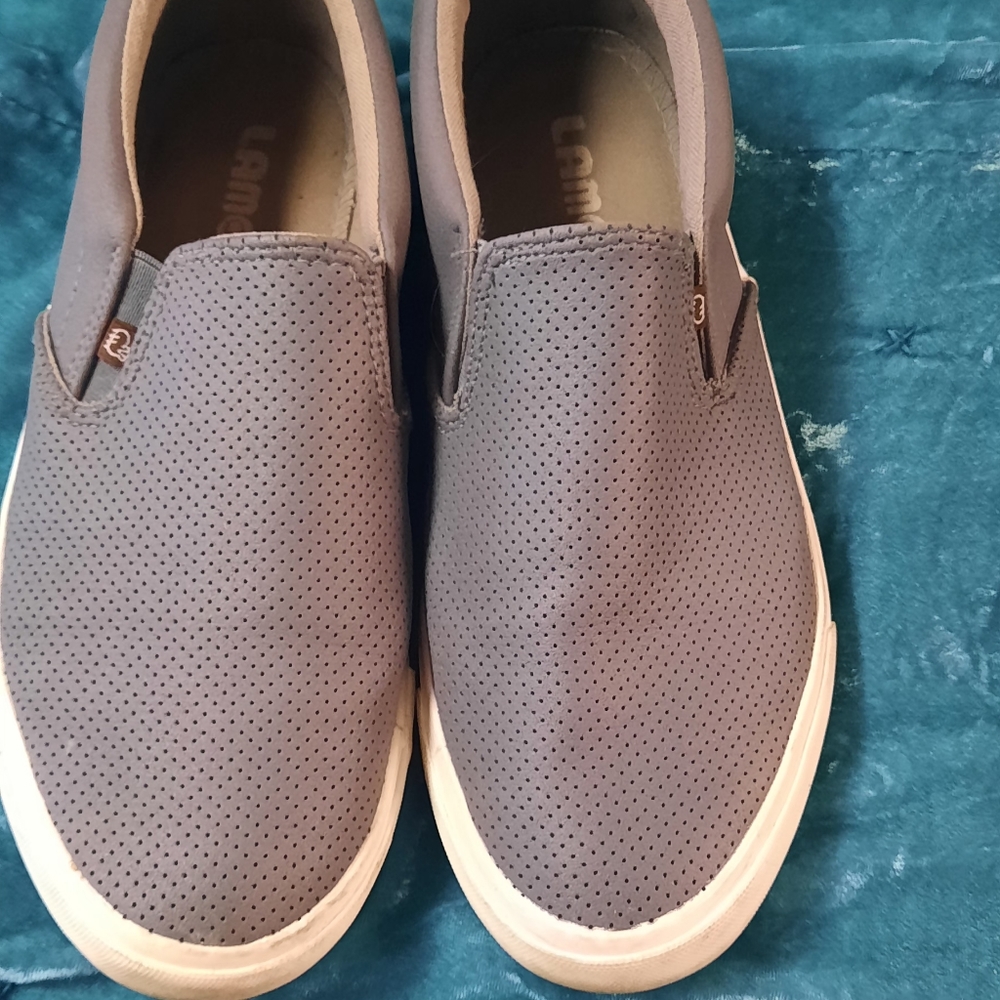 Grey shoes